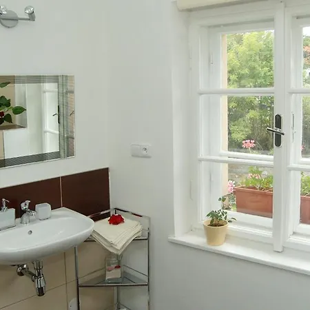 게스트하우스 Johanka & 3*